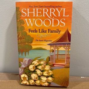 ⭐️5 for $15⭐️ Feels Like Family by Sherryl Woods | Book